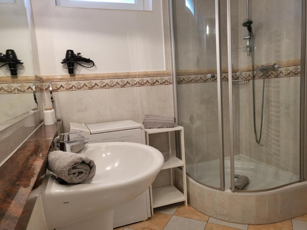 Ferienwohnung "Celia" Санкт-Петер-Ординг Экстерьер фото